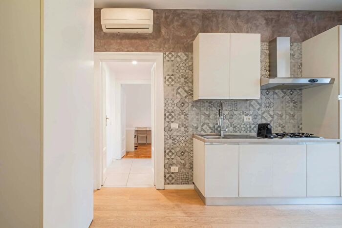 Appartamento monolocale in affitto in Via Tiziano, Milano