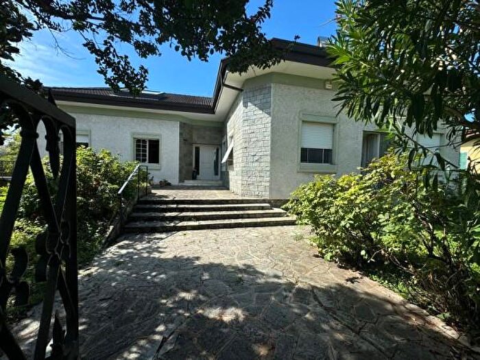 Casa con 6 locali in vendita in Via Quinta Quartiere Abba, Brescia