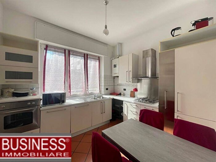 Appartamento trilocale in affitto in Via Alessandro Milesi, Città Studi, Milano