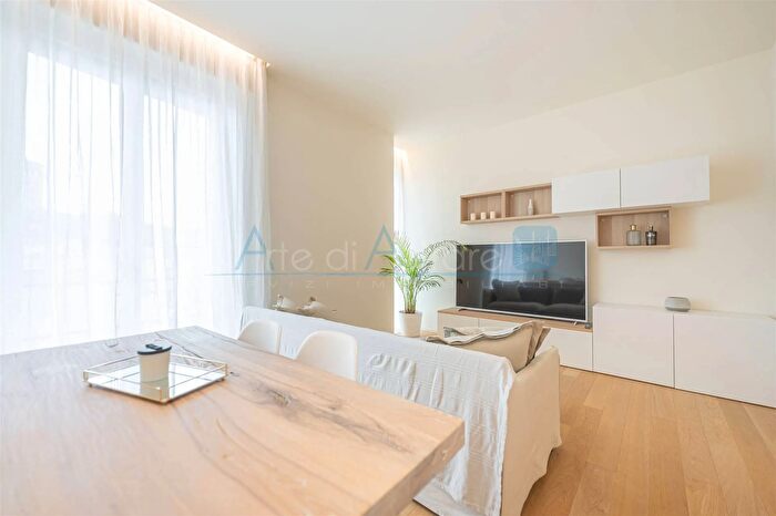 Appartamento con 5 locali in vendita in Via Isola di Mezzo Treviso, Treviso