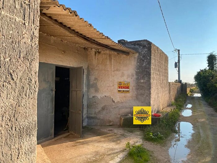 Casa trilocale in vendita in Avola