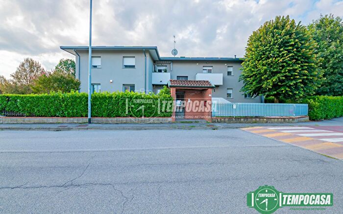 Appartamento trilocale in vendita in Via Sentiero Bissone, Sordio