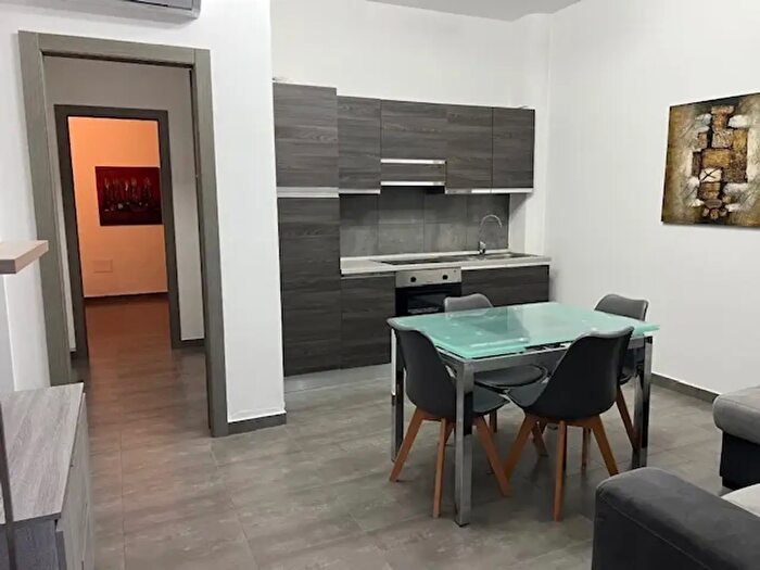 Appartamento trilocale in affitto in Via SantAntonio, Riola Sardo