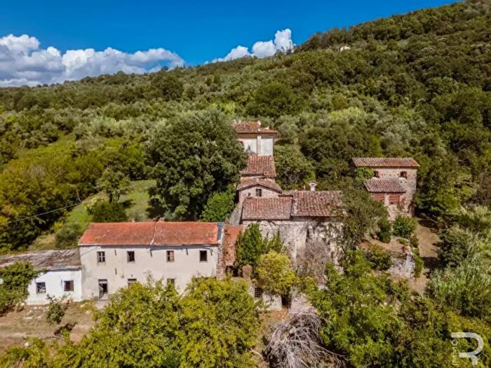 Casa con 6 locali in vendita in Via Marlianese, Serravalle Pistoiese