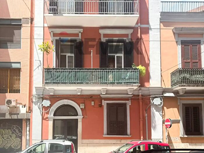 Appartamento quadrilocale in vendita in Corso Benedetto Croce, Bari
