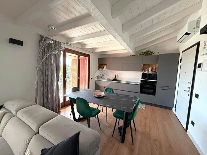 Appartamento trilocale in vendita in Via Pietro Gobetti, Paderno Dugnano