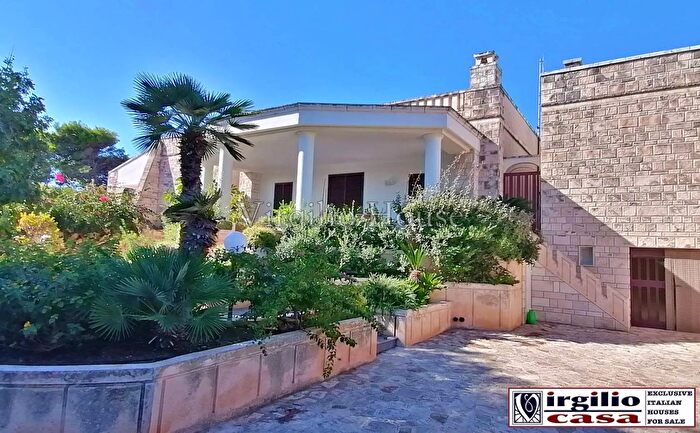 Casa con 7 locali in vendita in Monticelli Ostuni, Ostuni