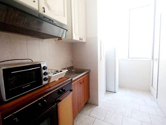 Appartamento monolocale in affitto in Piazza Luigi Miraglia, Centro Storico, Napoli