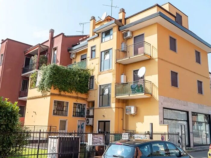 Case in Vendita e in Affitto - 2