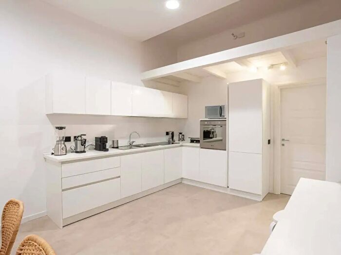 Appartamento monolocale in affitto in Via Olona, Milano