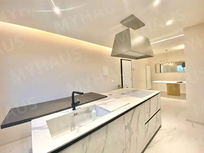 Appartamento quadrilocale in vendita in Via Guido Rossa, Empoli