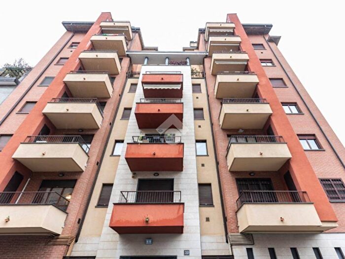 Appartamento bilocale in affitto in Via Bolzano, Rovereto, Milano