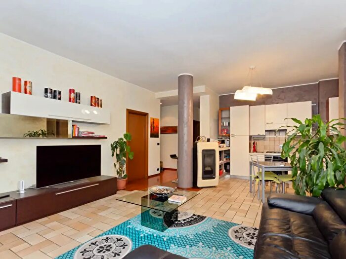 Appartamento trilocale in vendita in Via Tepice, Pino Torinese