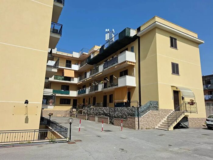 Appartamento trilocale in affitto in Palermo