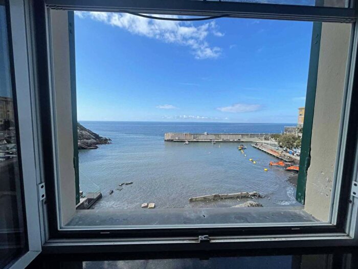 Appartamento con 5 locali in affitto in VIA GAZZOLO, Nervi, Genova