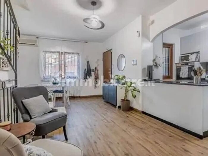 Casa con 5 locali in vendita in Via Bartolomeo Nogara, Roma