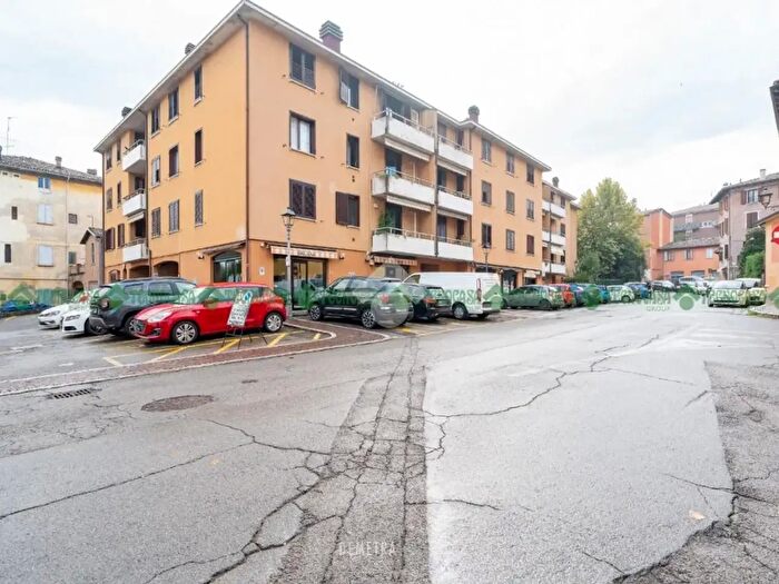 Appartamento trilocale in vendita in Via Zanasi, Valsamoggia