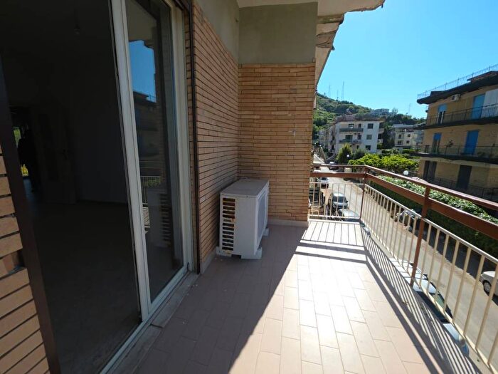 Appartamento trilocale in affitto in Via Dino Campana, Via Campana Cigliano, Pozzuoli