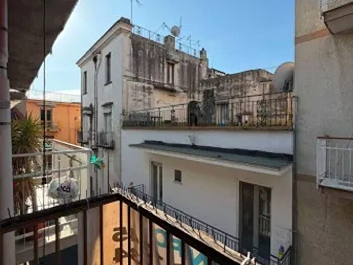 Appartamento con 6 locali in vendita in Via Ambrogio Leone Snc, Nola