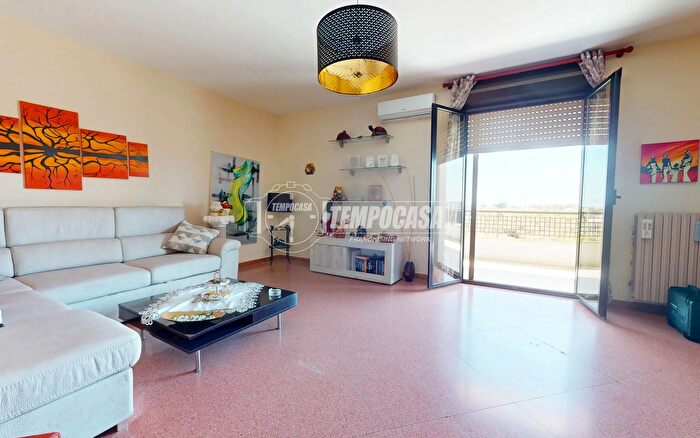 Appartamento trilocale in vendita in Via Nicola Manzari, Bari