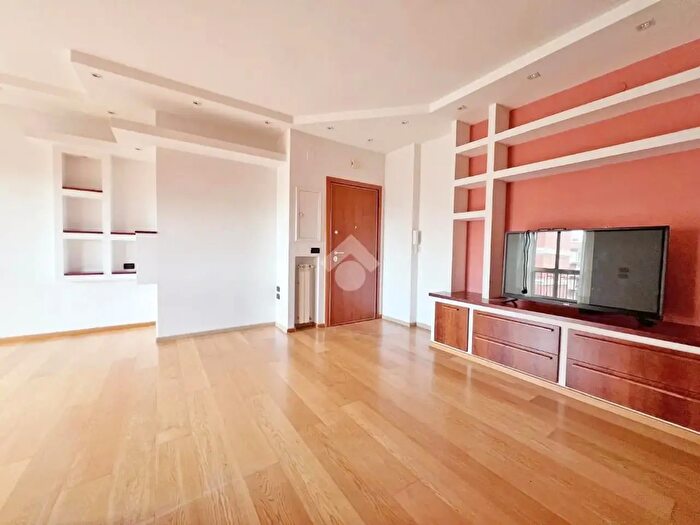 Appartamento trilocale in vendita in Via Vito Petruzzelli, Foggia