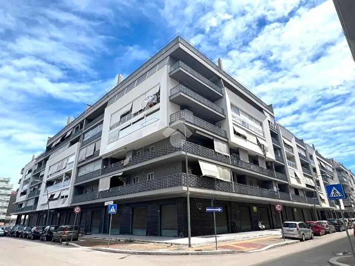 Appartamento trilocale in vendita in Viale Carlo Maria Giulini, Barletta