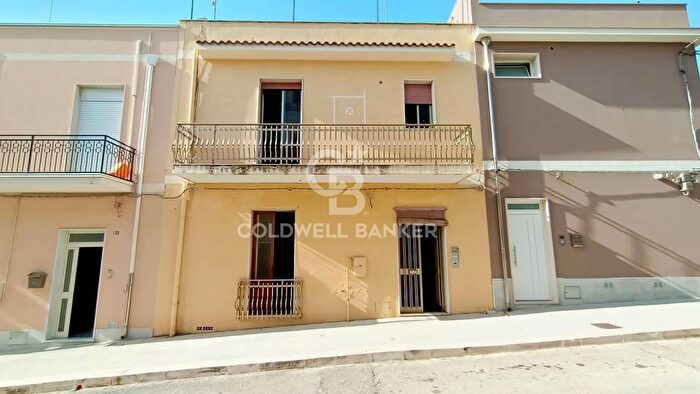 Casa con 5 locali in vendita in Via Silvio Pellico, Ispica