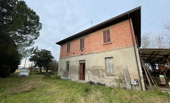 Casa in vendita in Via Bicocchino Imola Chiusura, Imola
