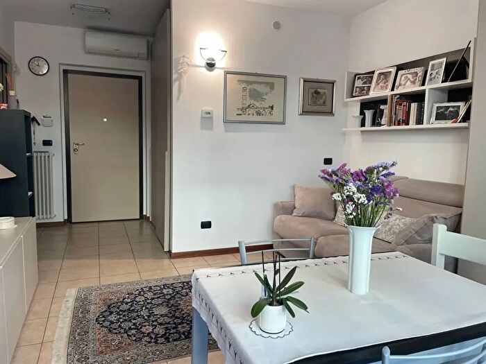 Appartamento monolocale in vendita in Via Pascoli, Lesmo