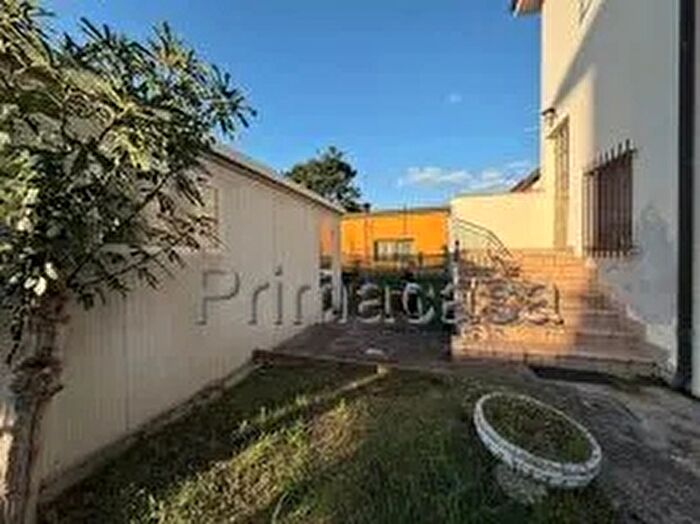 Appartamento bilocale in affitto in Via Zurla, Legnago