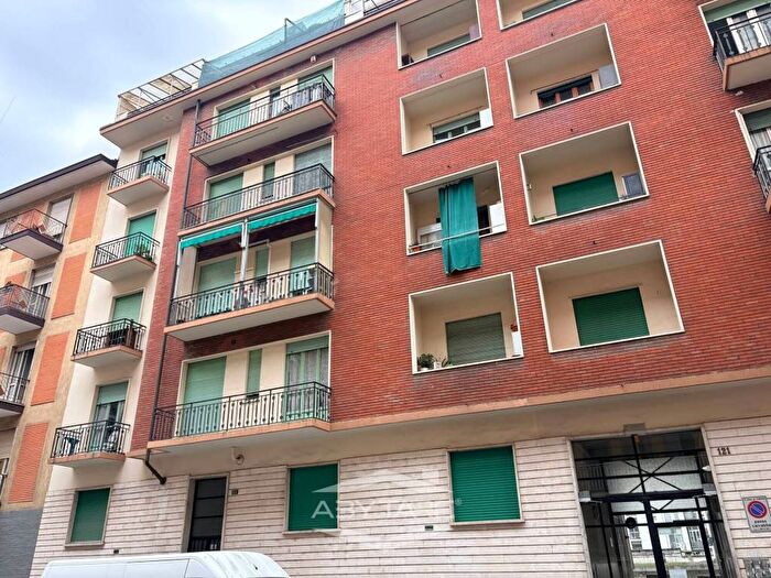 Appartamento quadrilocale in affitto in Via Canelli, Mirafiori Sud Onorato Vigliani, Torino
