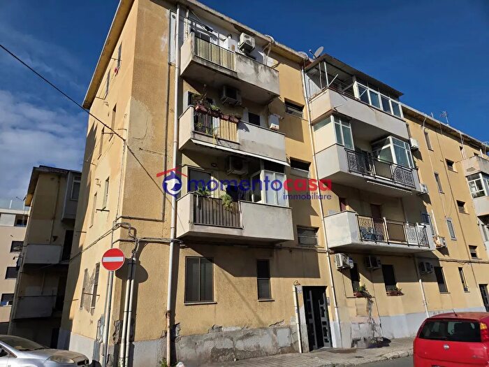 Appartamento trilocale in vendita in Via Italia c, Reggio Calabria