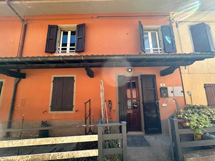 Appartamento con 6 locali in vendita in Via Casigni, Castiglione Dei Pepoli