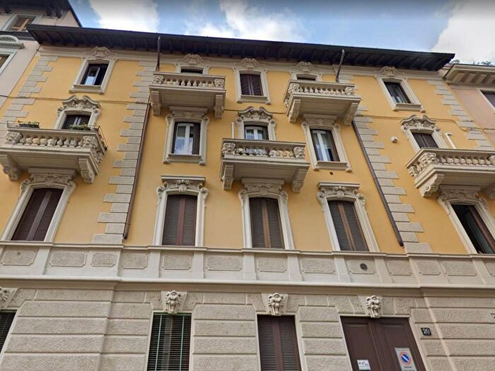 Appartamento bilocale in affitto in Via Perugino, Cadore, Milano