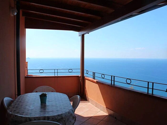 Appartamento monolocale in affitto in Via Torre Delle Ciavole, Piraino