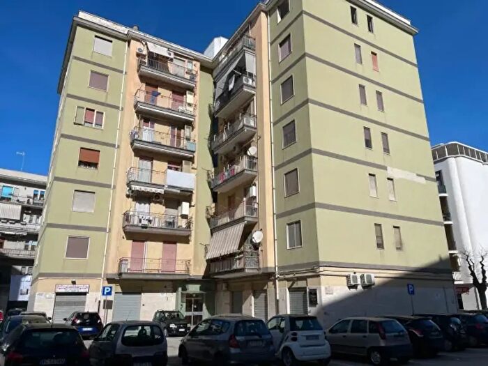Appartamento trilocale in vendita in Piazzetta Matteo Renato Imbriani, Trani