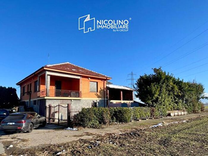 Casa con 6 locali in vendita in Regione San Quirico, Centallo