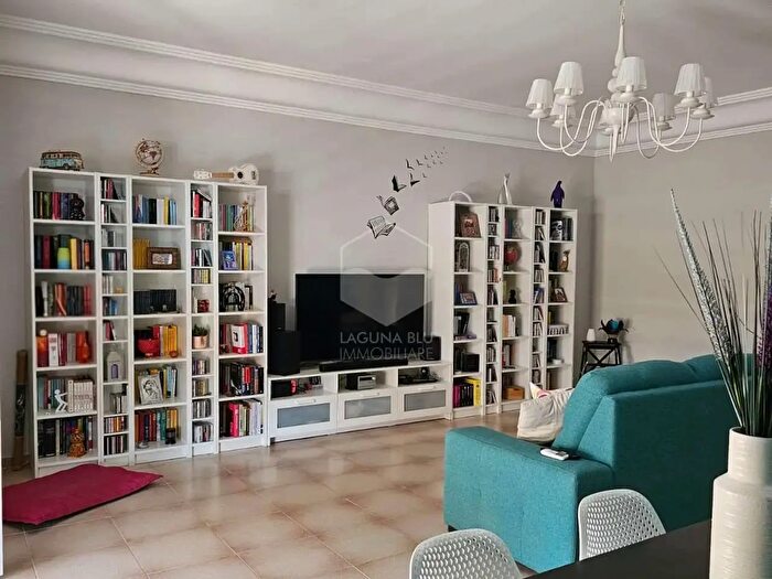 Casa quadrilocale in vendita in Via Mongiolisi, Mazara Del Vallo