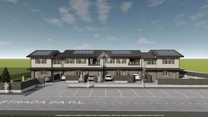 Appartamento quadrilocale in vendita in Via Antonio Locatelli, Boltiere