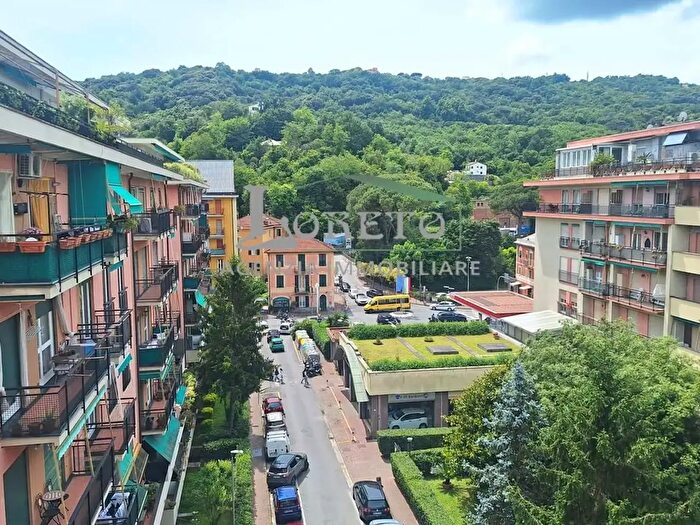 Appartamento bilocale in vendita in Via Baracca, Rapallo