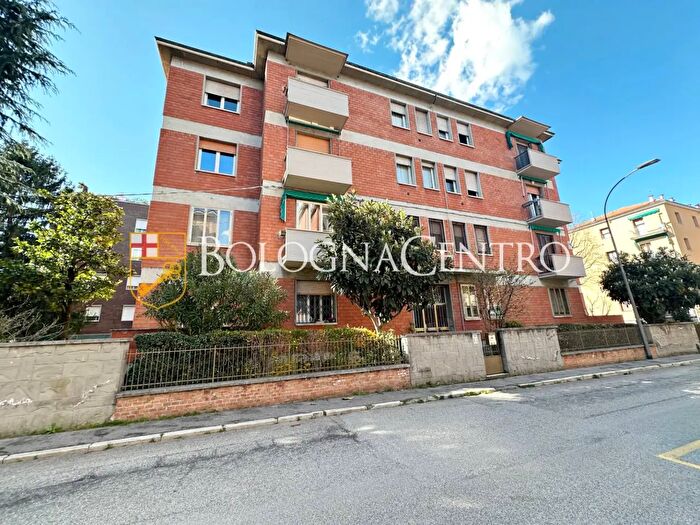 Appartamento quadrilocale in vendita in Via Galileo Galilei, Casalecchio Di Reno