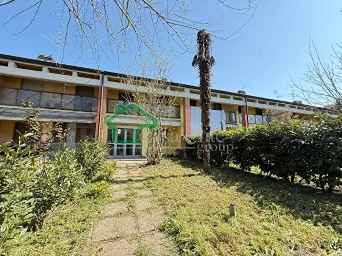 Casa quadrilocale in vendita in Via Paolo Borsellino, Lodi