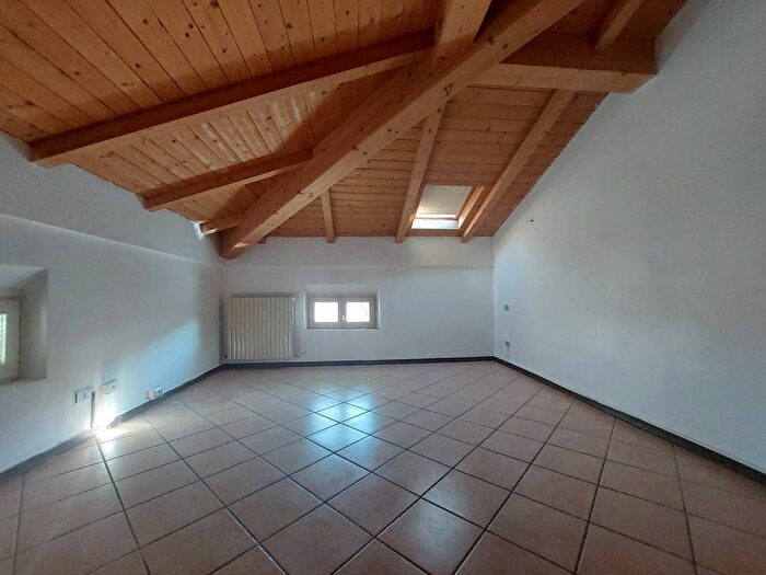 Appartamento quadrilocale in affitto in Centro, Guastalla