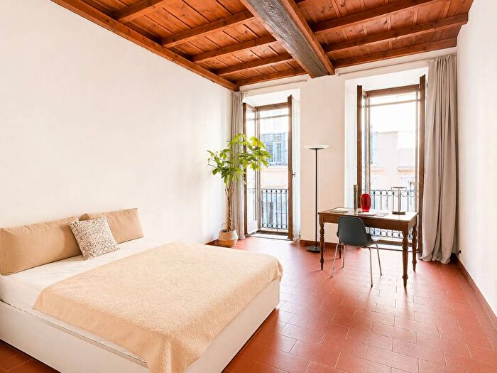 Appartamento monolocale in affitto in Via del Bollo, Carrobbio, Milano