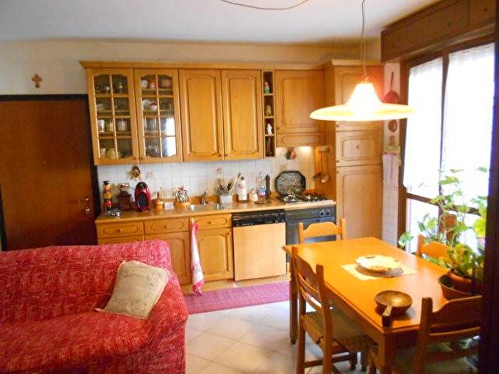 Appartamento bilocale in affitto in Via Sandro Pertini, Centro, Bernareggio