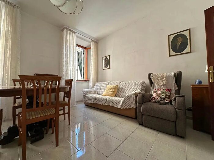 Appartamento trilocale in vendita in Livorno
