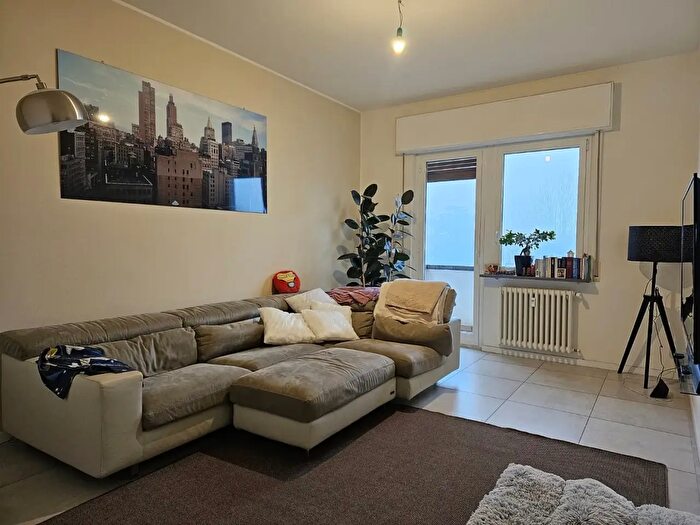 Appartamento quadrilocale in vendita in Via Leopoldo Cerri, Piacenza