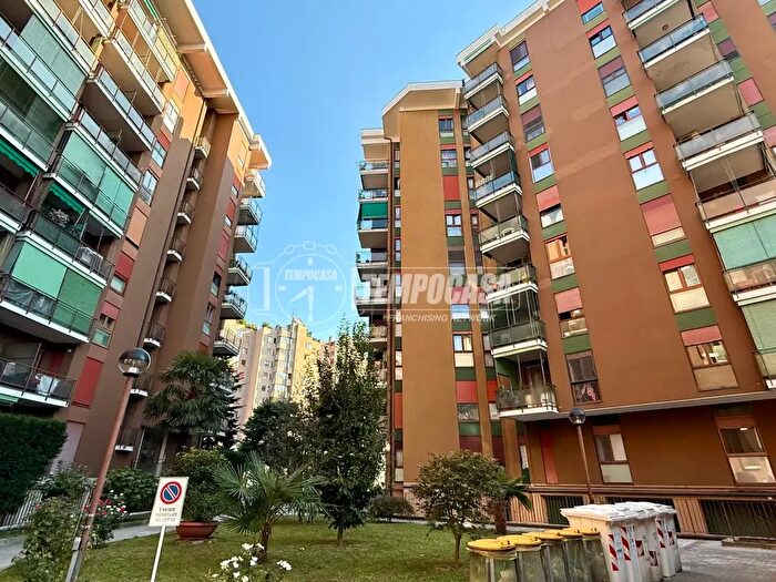 Appartamento trilocale in vendita in Via John Fitzgerald Kennedy, Cologno Monzese