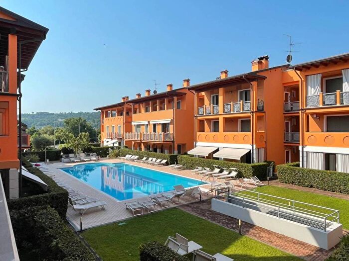 Appartamento bilocale in affitto in Via Zane, Centro, Salò
