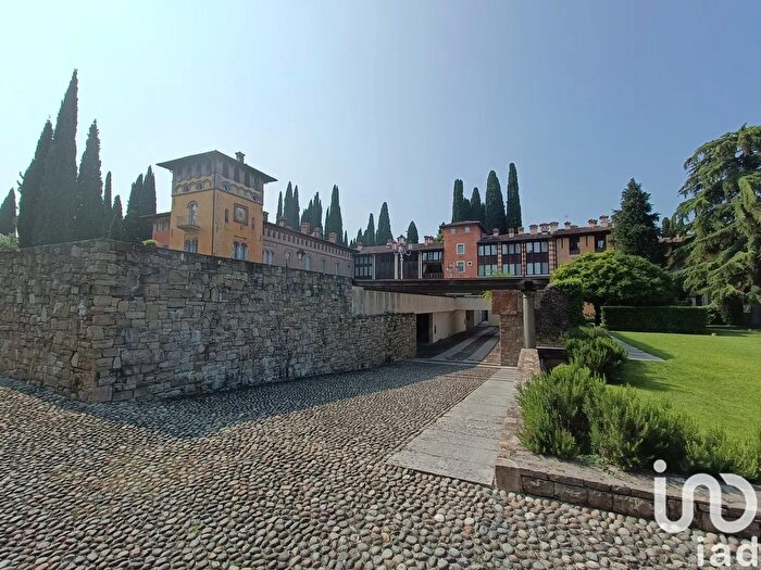 Appartamento trilocale in vendita in Via Angelo Omodeo, Polpenazze